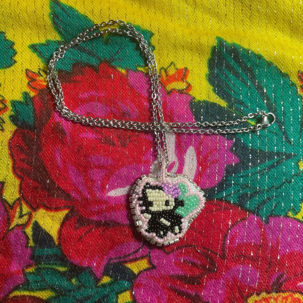 Hello Kitty necklace charm and chain
